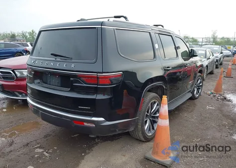 2022 Jeep Wagoneer Series Ii 4X4 z USA, uszkodzony, nr VIN 1C4SJVBT2NS128729